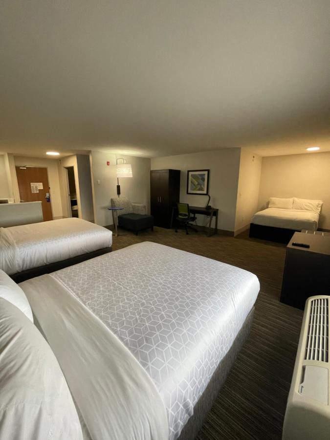 Hotel Express & Vegas By Ihg
