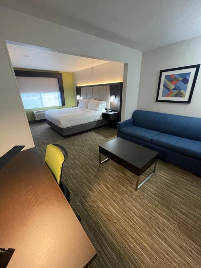 Hotel Express & Vegas By Ihg 2*