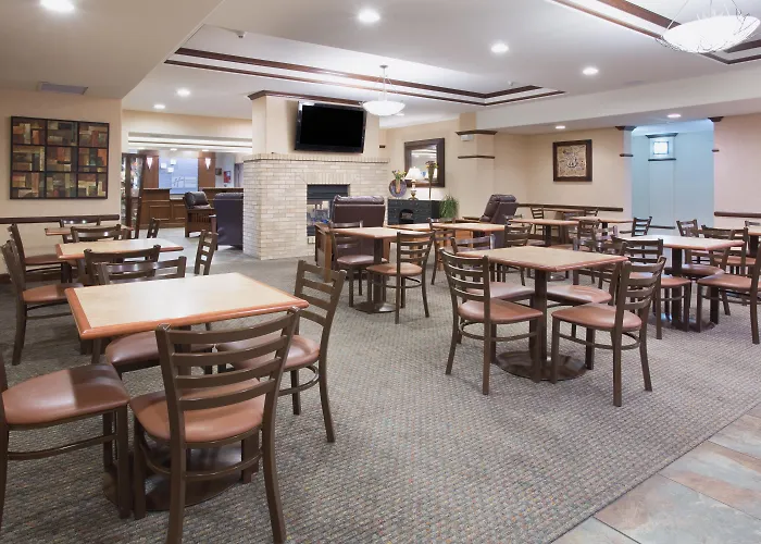 Holiday Inn Express Hotel & Suites Las Vegas By Ihg