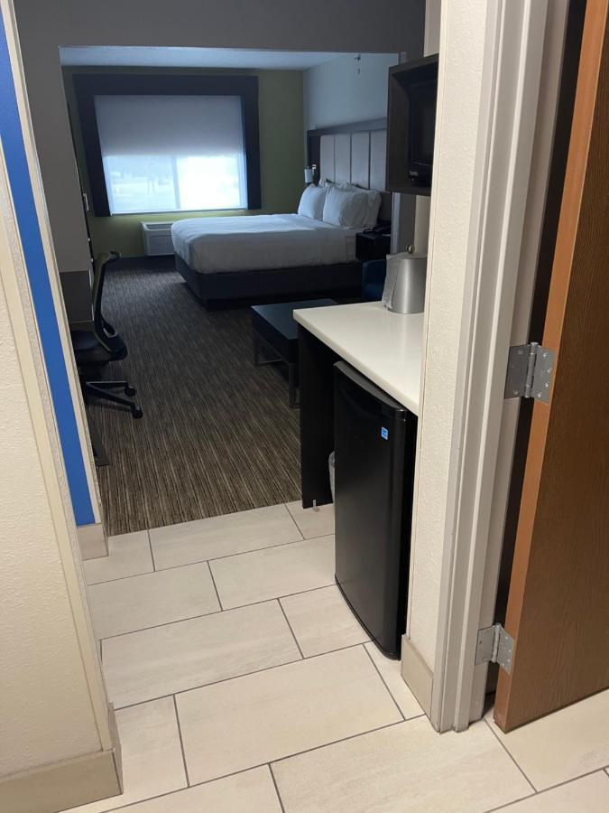 Hotel Express & Vegas By Ihg 2*