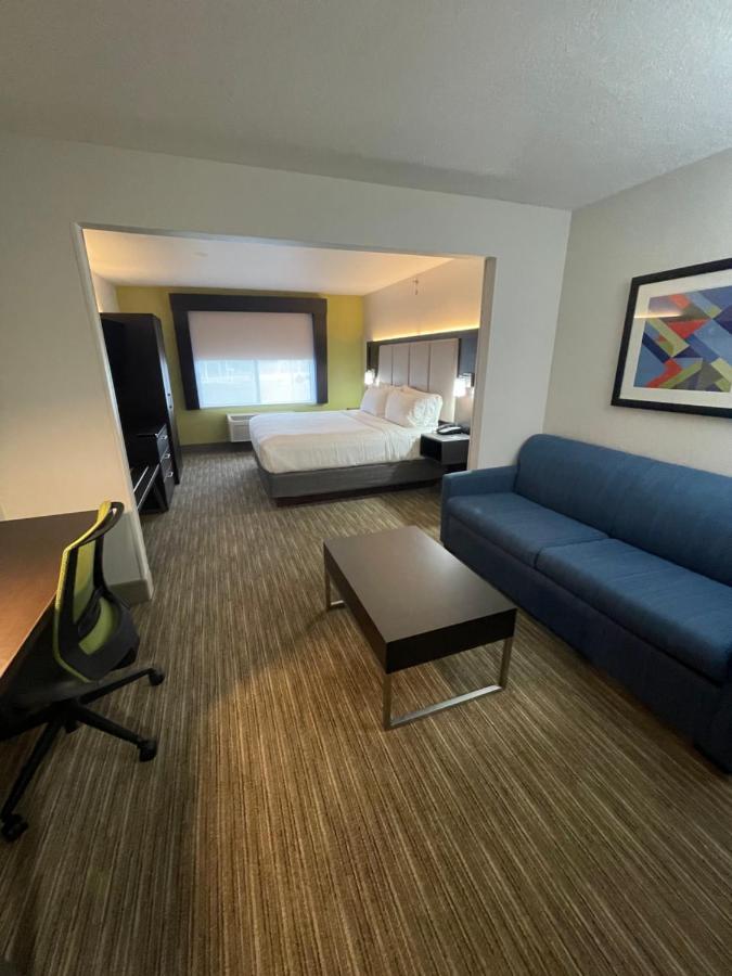 Express & Vegas By Ihg Hotel Las Vegas