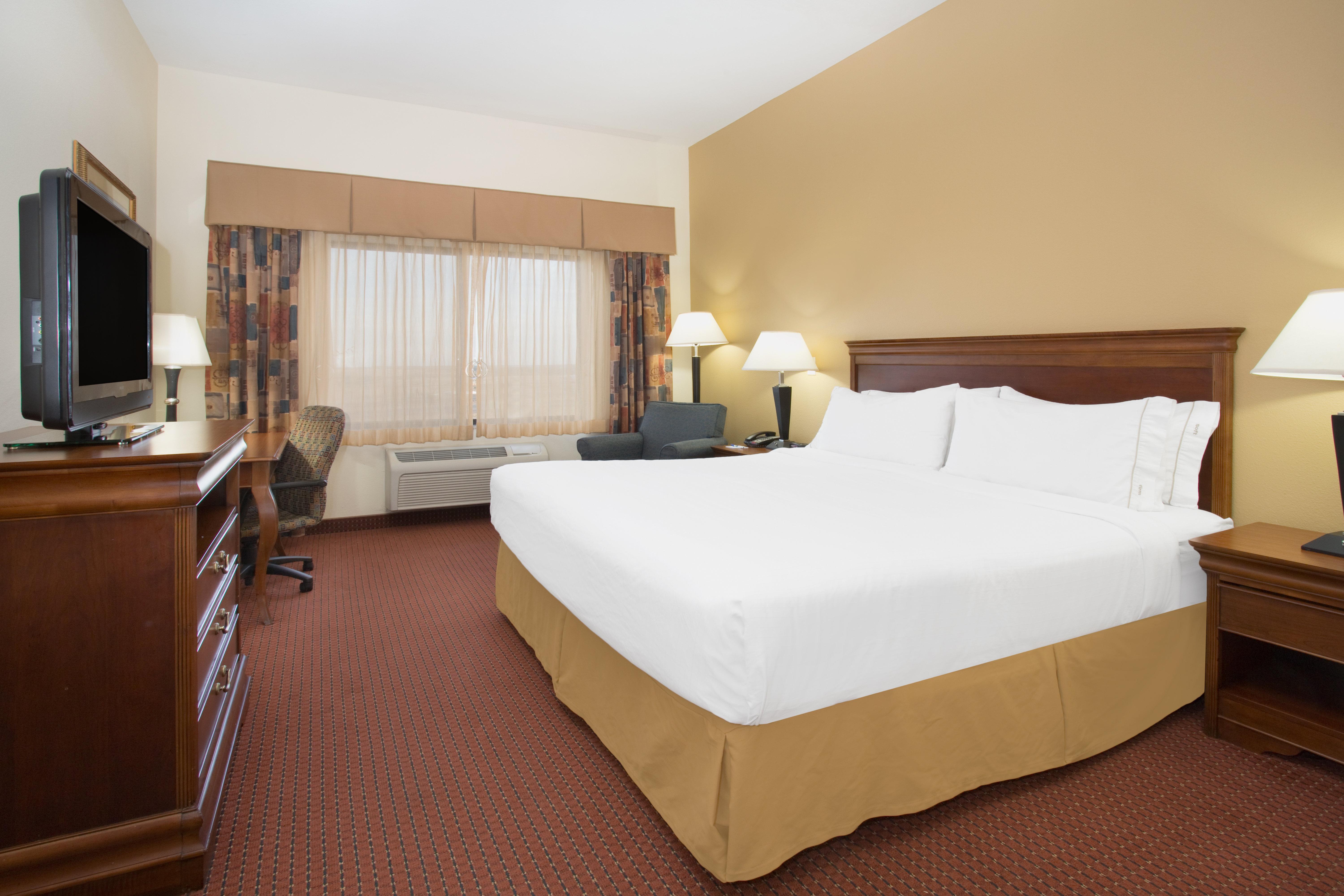 Hotel Express & Vegas By Ihg 2*