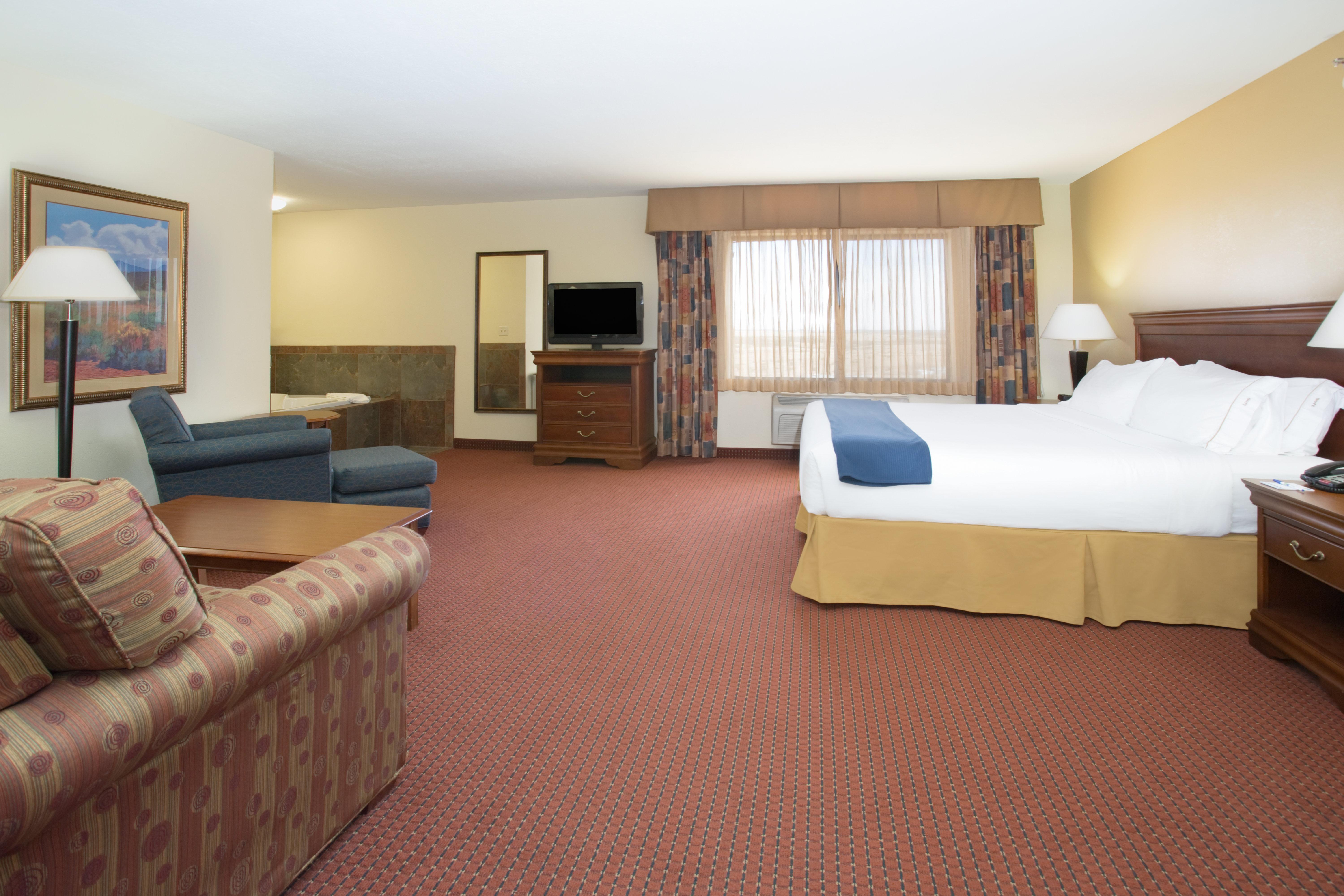 Hotel Express & Vegas By Ihg 2*