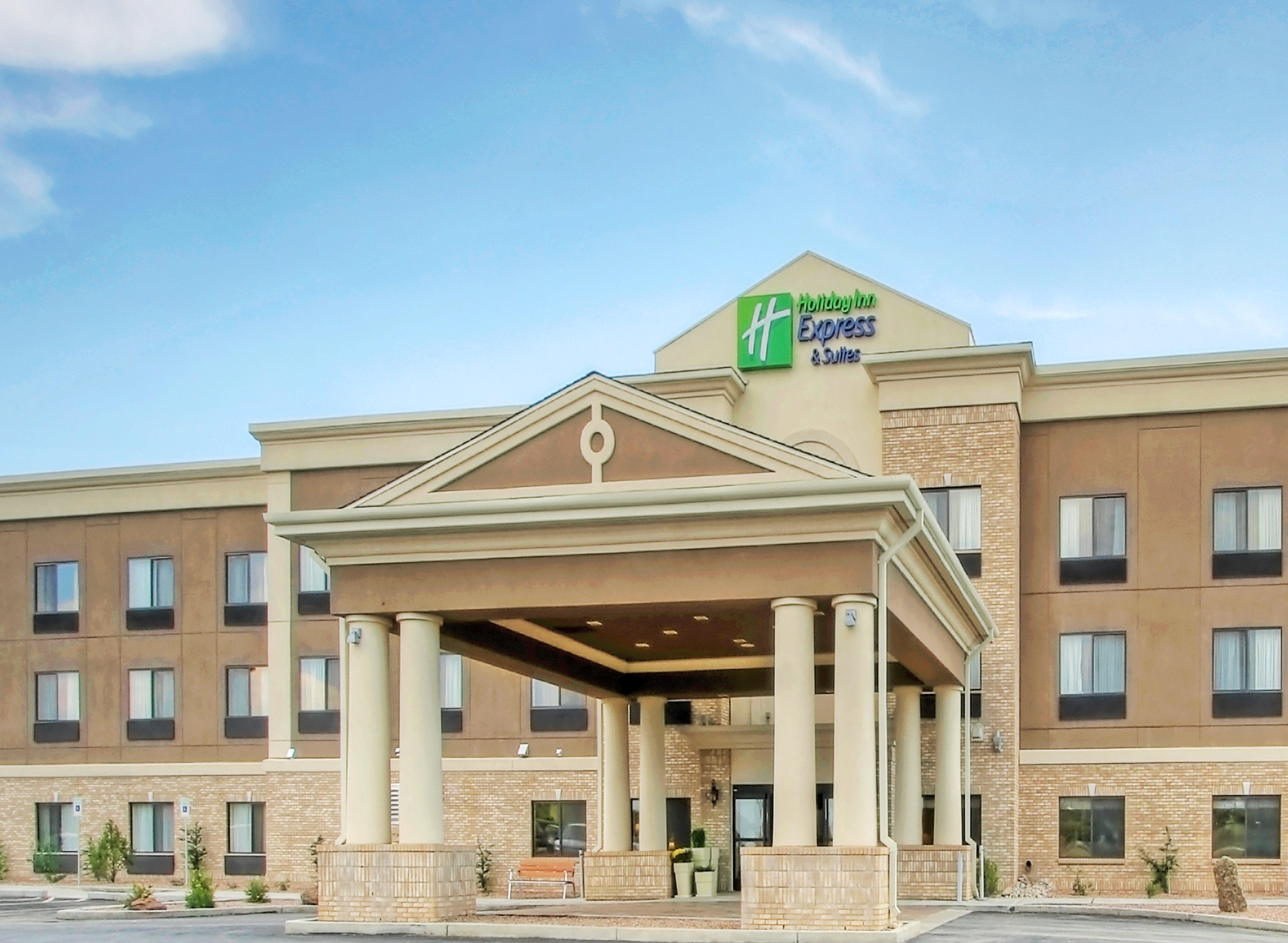 Express & Vegas By Ihg Hotel